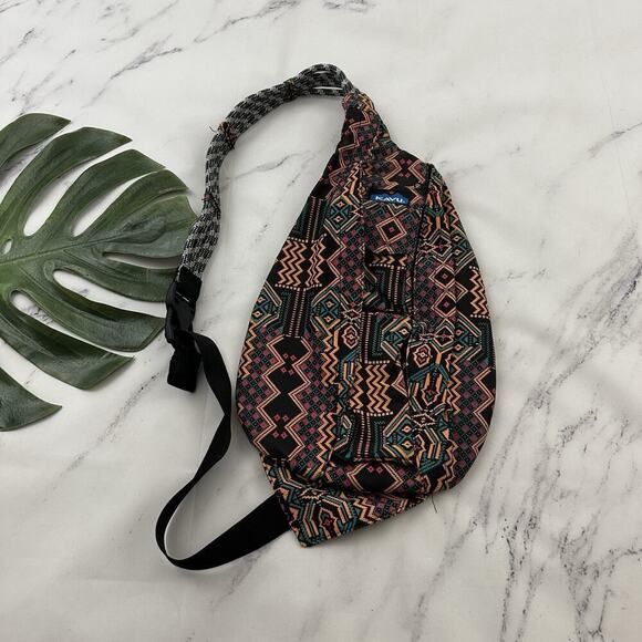 Kavu Rope Bag Purse Orange Pink Geometric Print Cross Body Outdoor Canvas - Picture 1 of 8